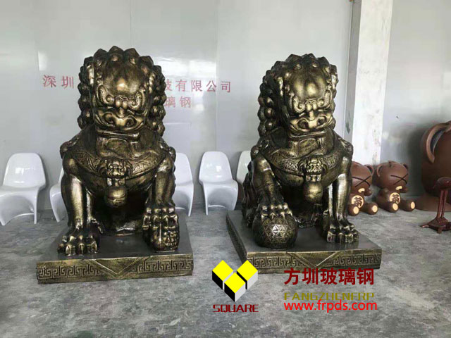 鎮(zhèn)宅獅子玻璃鋼仿銅雕塑