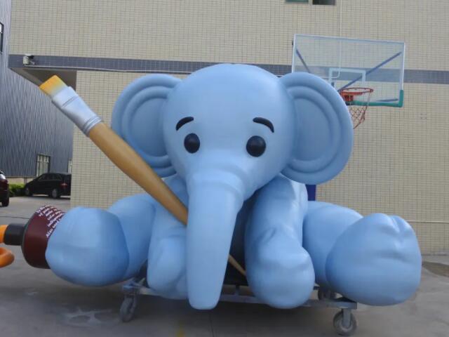 什么才是玻璃鋼雕塑呢？