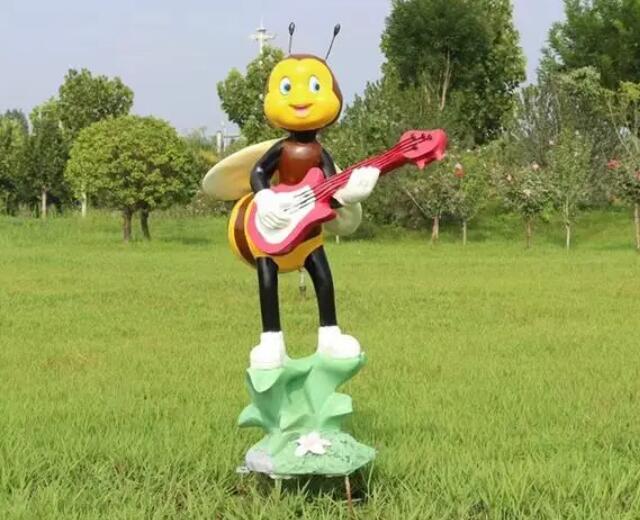 玻璃鋼卡通蜜蜂雕塑