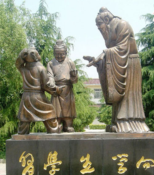 學(xué)校玻璃鋼先生與學(xué)生雕塑